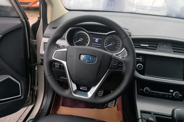 GEELY Emgrand GS 2018 imagem de carro #11