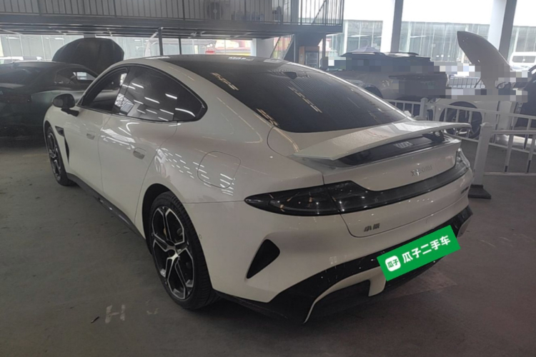 MI SU7 2025 car image #5