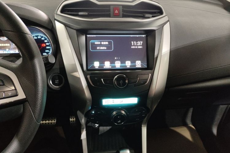 BYD Yuan 2018 car image #13