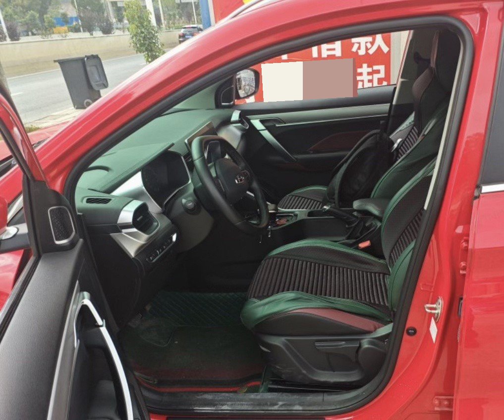 GEELY Coolray 2022 car image #4