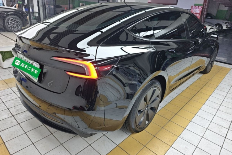 Tesla Model 3 2023 #7 Tesla Model 3 2023 car image #7