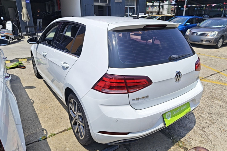 Volkswagen Golf 2020 #5 Volkswagen Golf 2020 car image #5