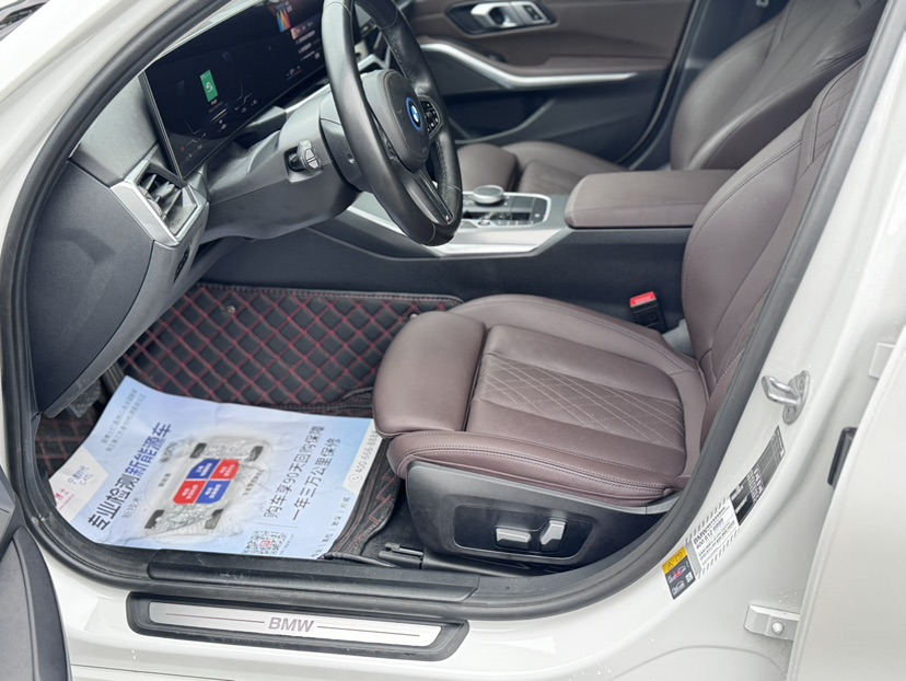 BMW i3 2023 image de voiture #4