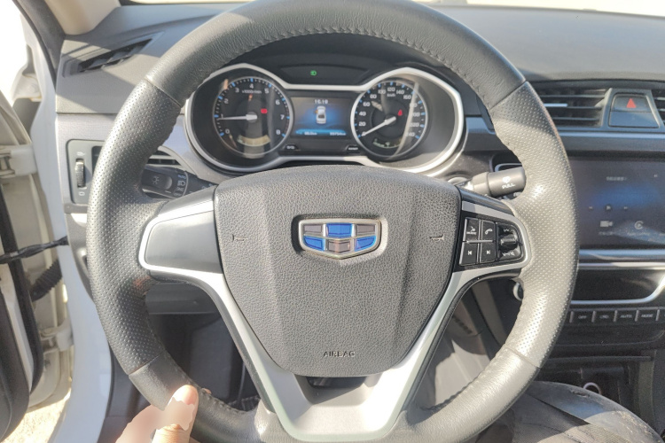 GEELY Emgrand 2017 #11 GEELY Emgrand 2017 car image #11