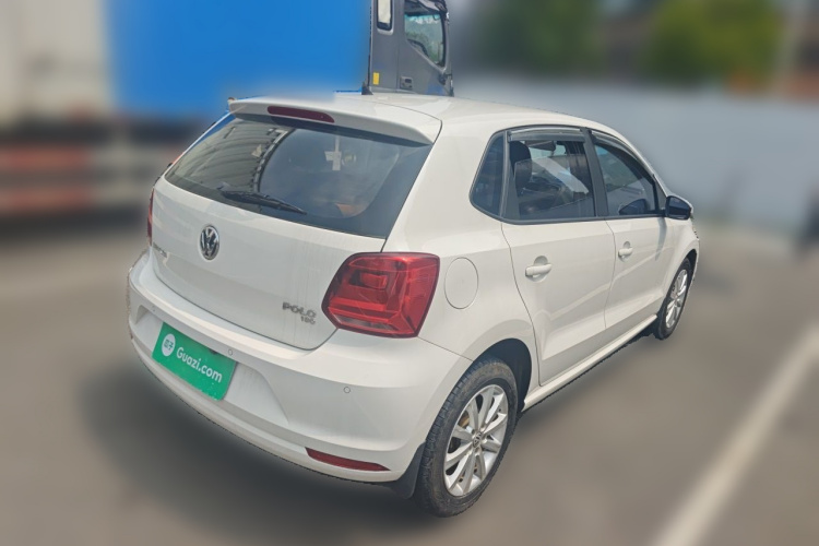 Volkswagen Polo 2018 car image #5
