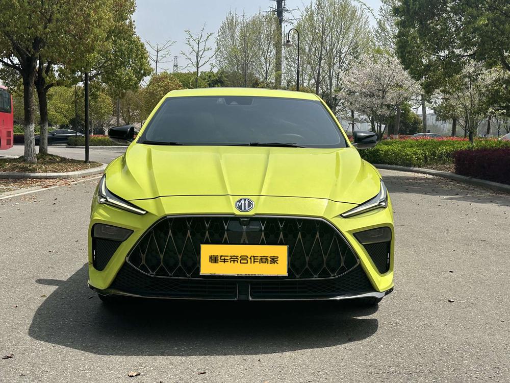 MG 5 Scorpio 2022 car image #2