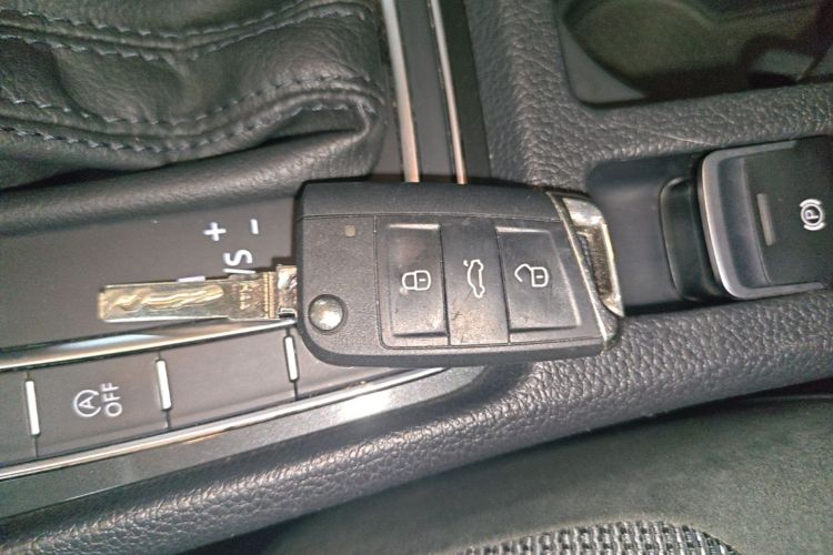 Volkswagen Golf 2020 #9 Volkswagen Golf 2020 صورة سيارة #9