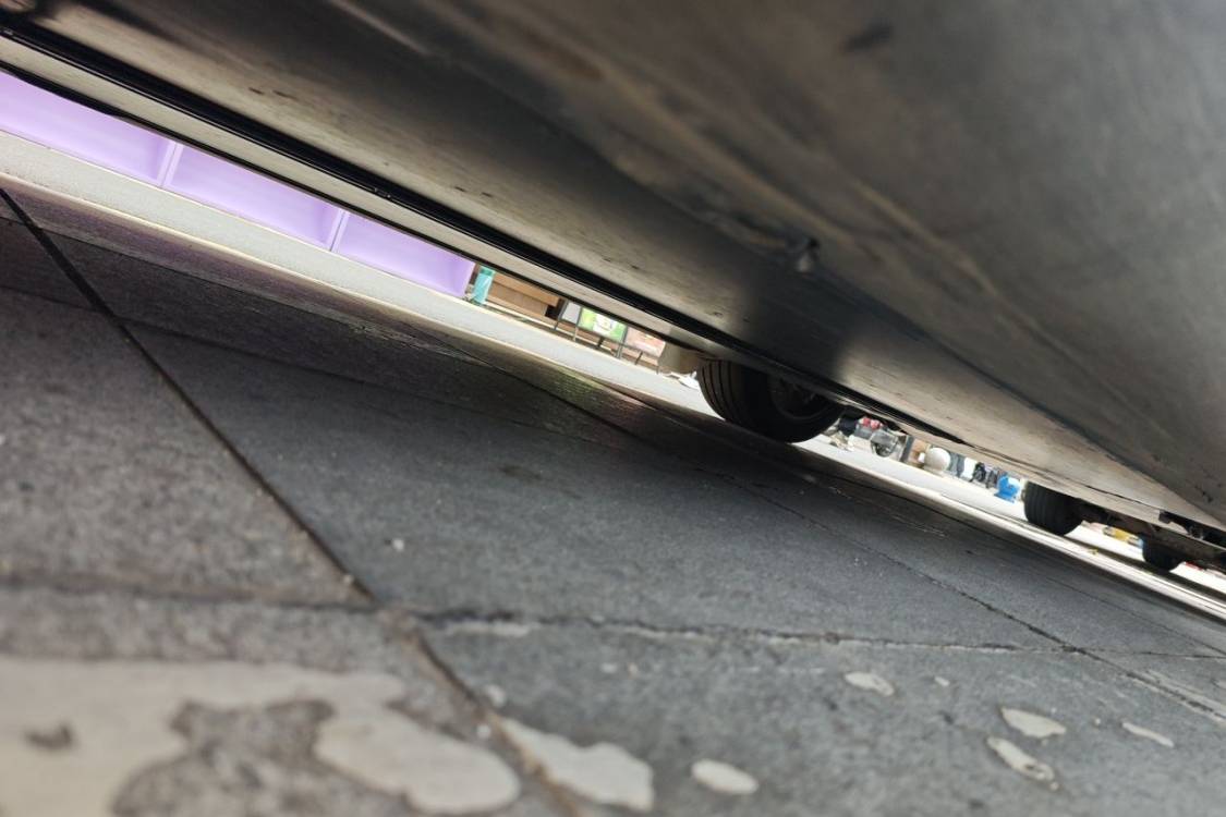 Tesla Model Y 2024 car image #16