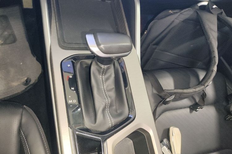GEELY Emgrand 2023 car image #14