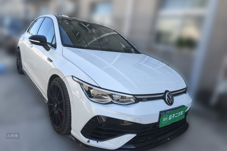 Volkswagen Golf 2023 car image #4