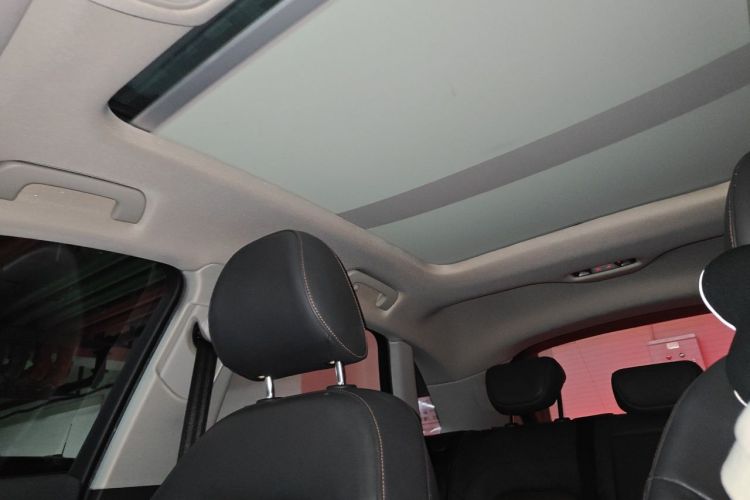 Audi Q3 2017 #18 Audi Q3 2017 car image #18