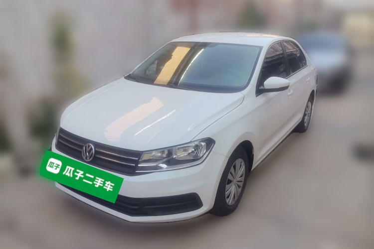 Volkswagen Santana 2018 car image #2