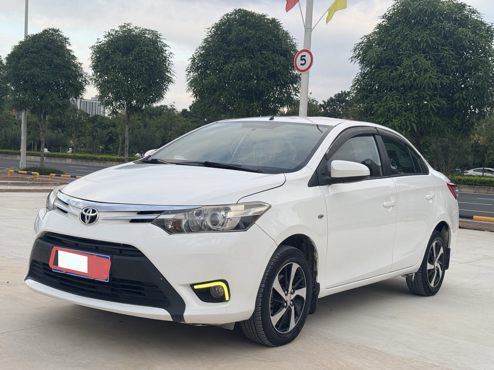 Toyota Vios 2016 car image 