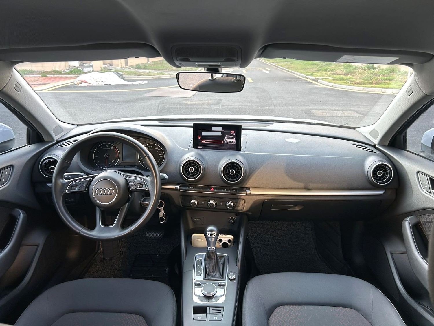 2017 image de voiture #4