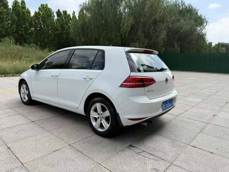 Volkswagen Golf 2016 car image #4