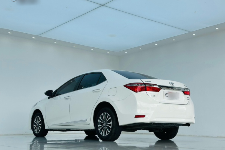 Toyota Corolla 2018 #5 Toyota Corolla 2018 car image #5