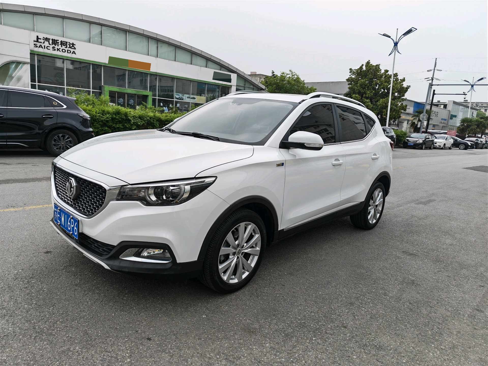 MG ZS 2018 car image 
