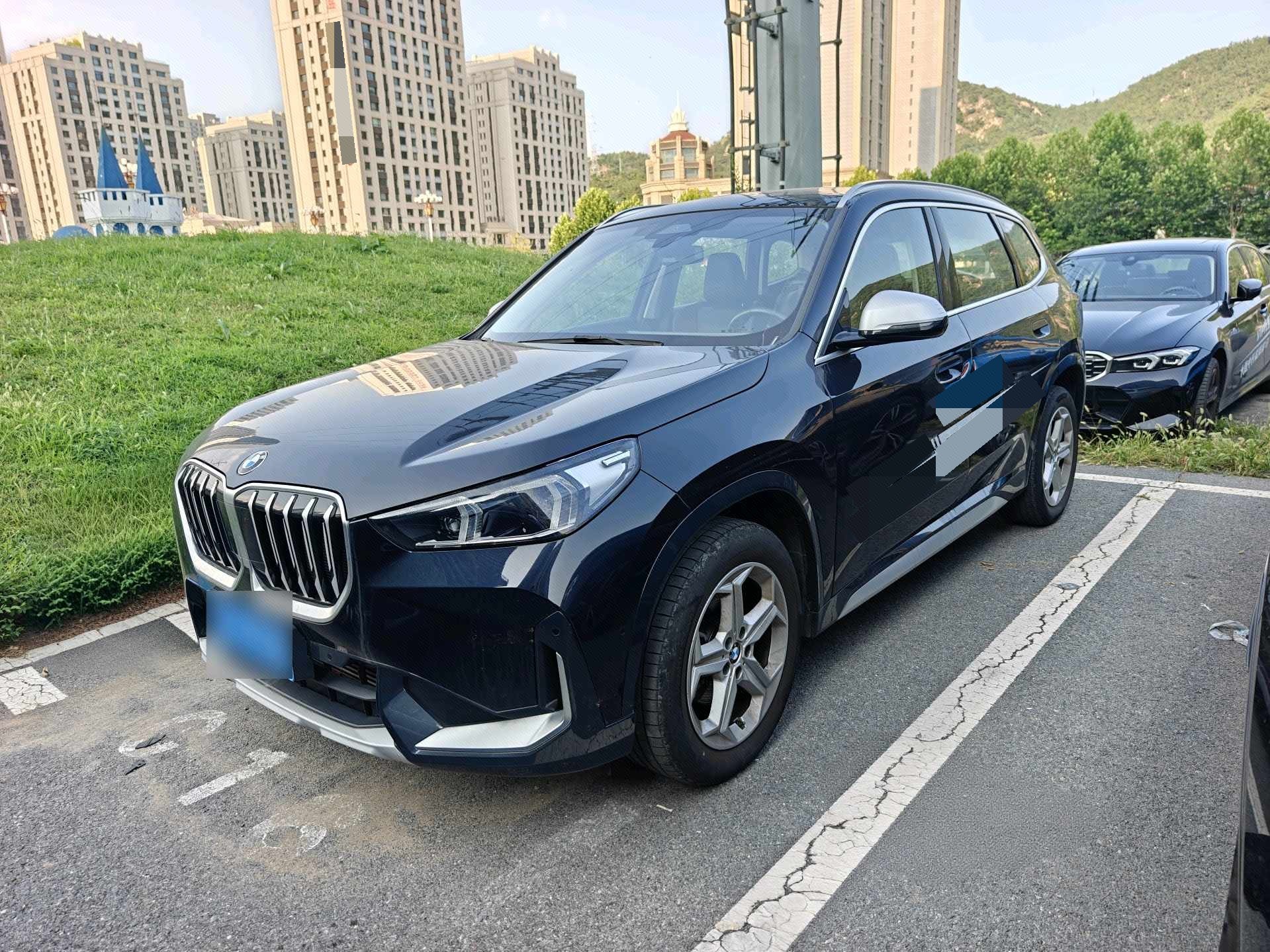 BMW X1 2023 BMW X1 2023 car image