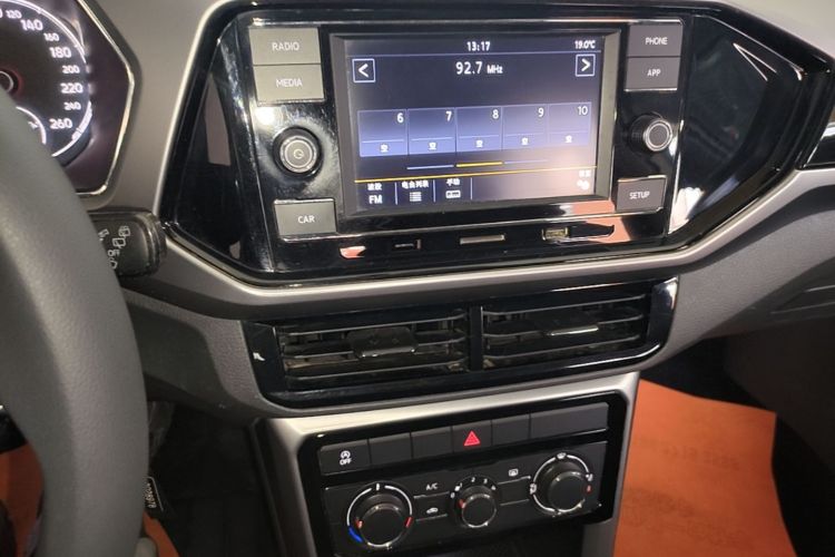 Volkswagen T-Cross 2019 #13 Volkswagen T-Cross 2019 imagem de carro #13