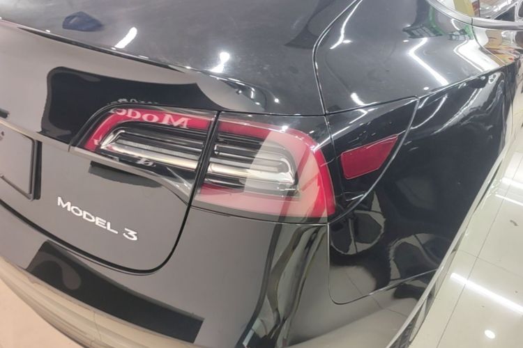 Tesla Model 3 2023 #8 Tesla Model 3 2023 صورة سيارة #8