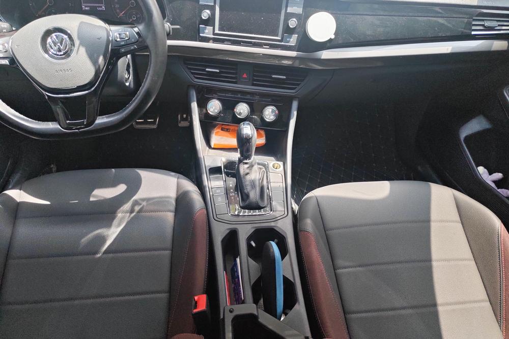 Volkswagen Bora 2020 car image #10