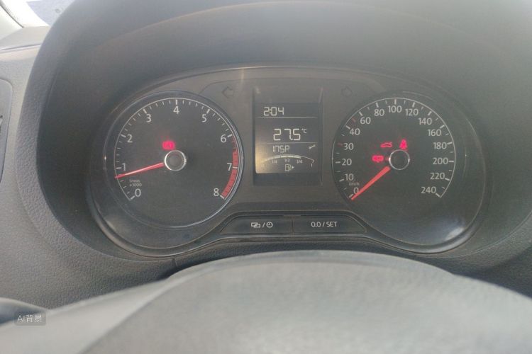 Volkswagen Polo 2018 car image #13
