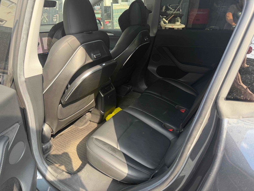 Tesla Model Y 2022 #3 Tesla Model Y 2022 صورة سيارة #3