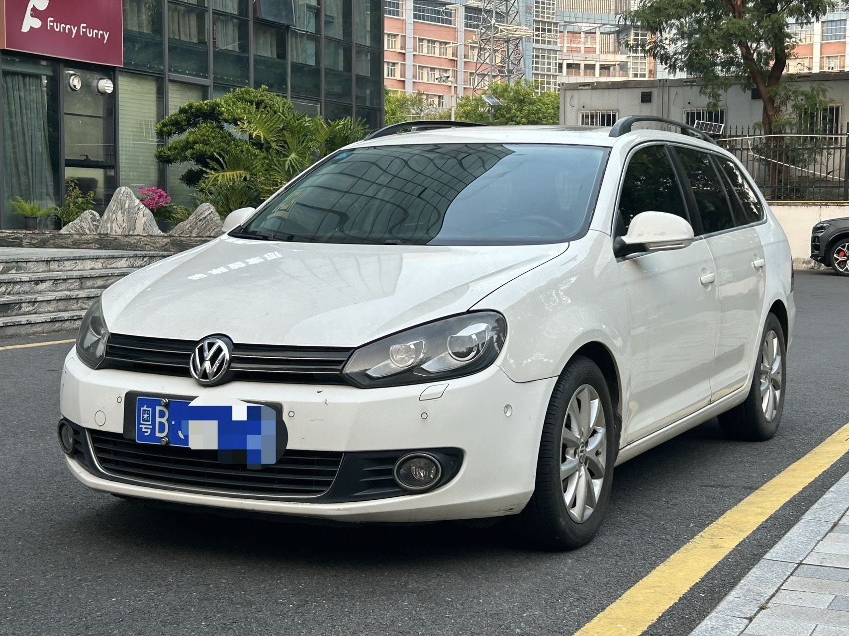 Volkswagen Golf (Imported) 2012 صورة سيارة 