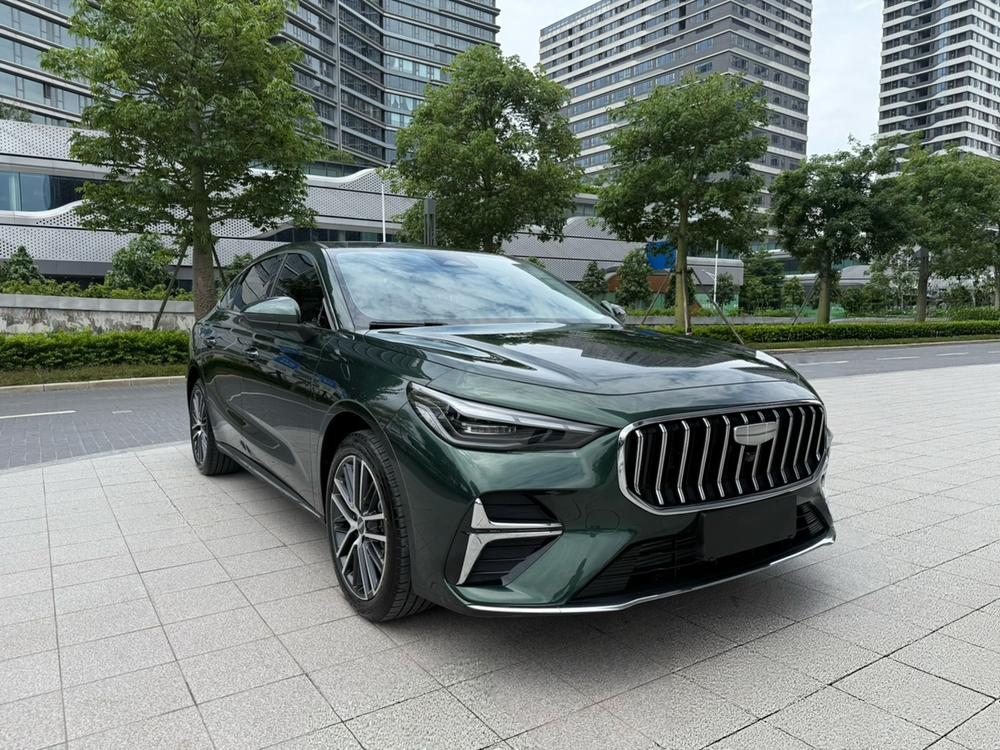 GEELY Emgrand 2025 #3 GEELY Emgrand 2025 car image #3