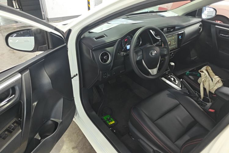 Toyota Corolla 2019 car image #16
