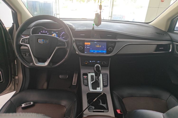 GEELY Emgrand GS 2017 car image #11