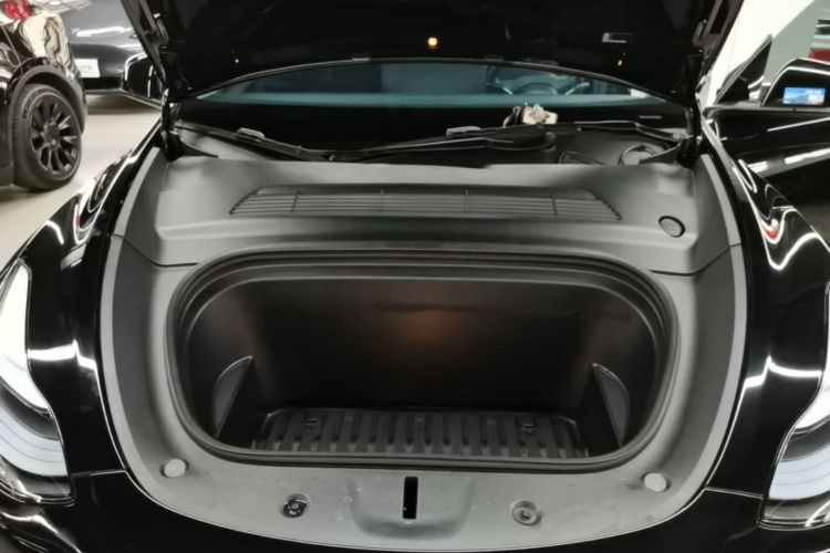 Tesla Model Y 2023 #22 Tesla Model Y 2023 car image #22