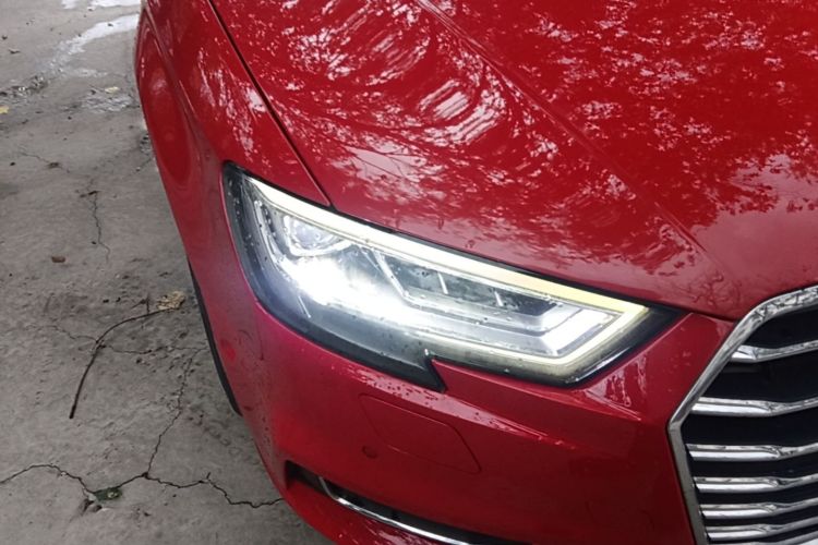 Audi A3 2017 car image #8