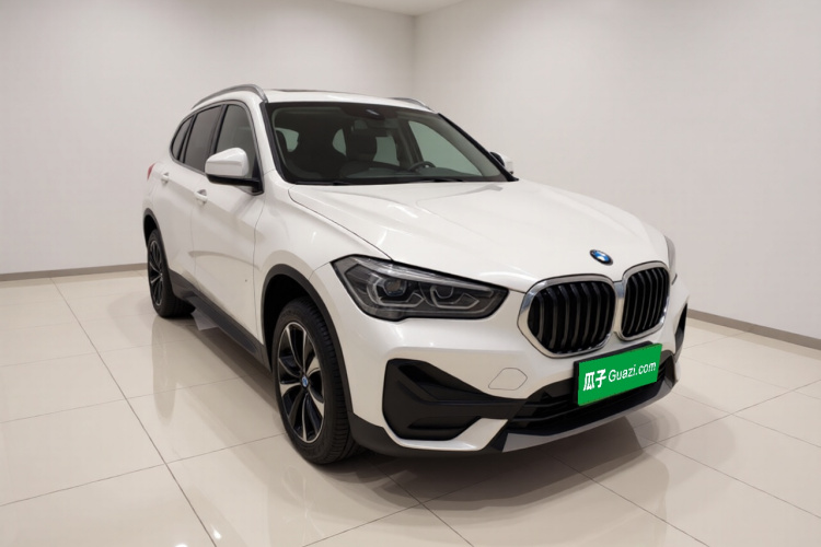 BMW X1 2021 car image #4