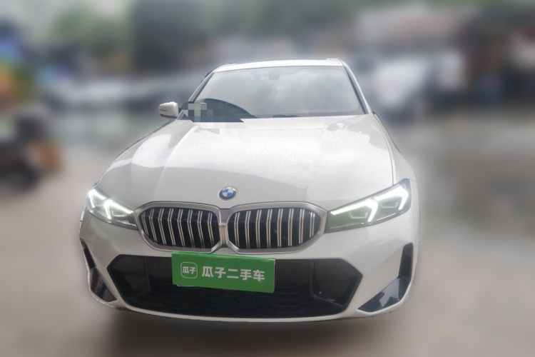 BMW 3 Series 2023 #3 BMW 3 Series 2023 car image #3