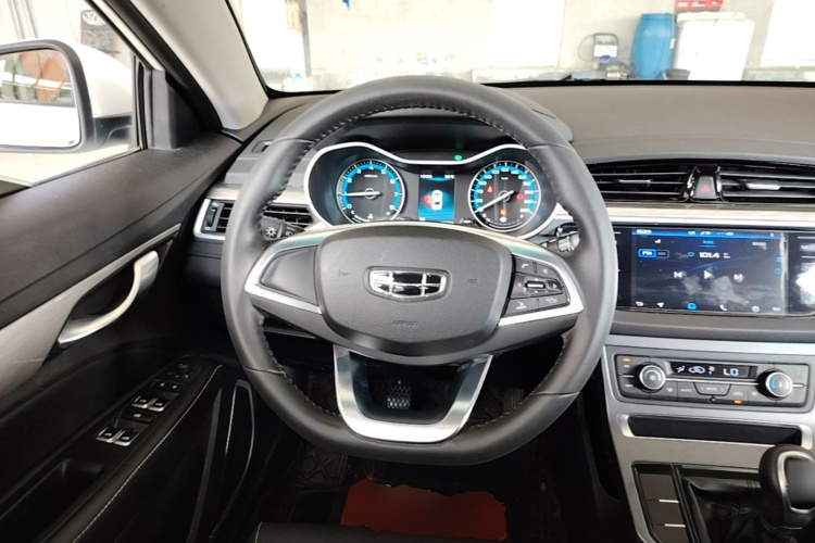 GEELY Emgrand 2020 car image #11