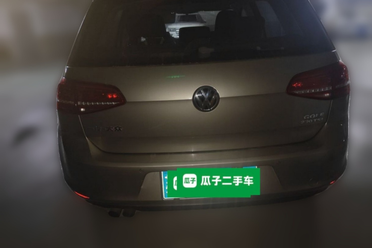Volkswagen Golf 2016 car image #6