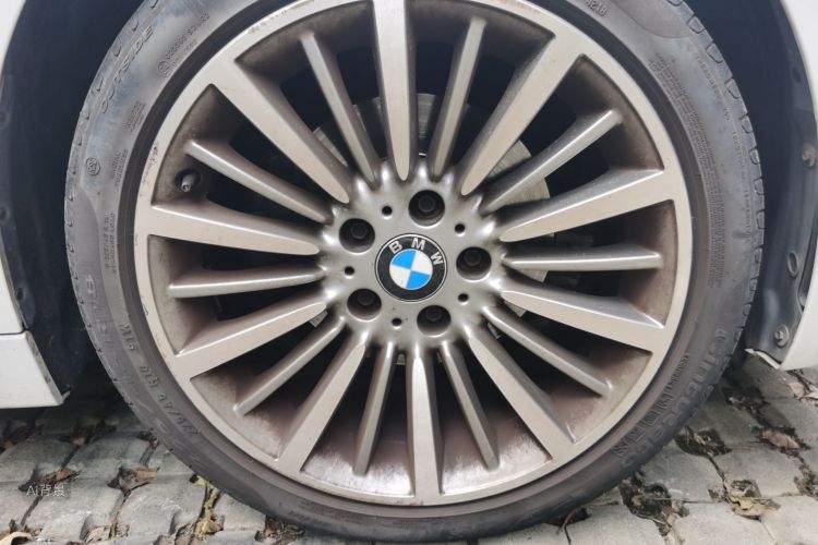 BMW 3 Series 2018 #9 BMW 3 Series 2018 car image #9
