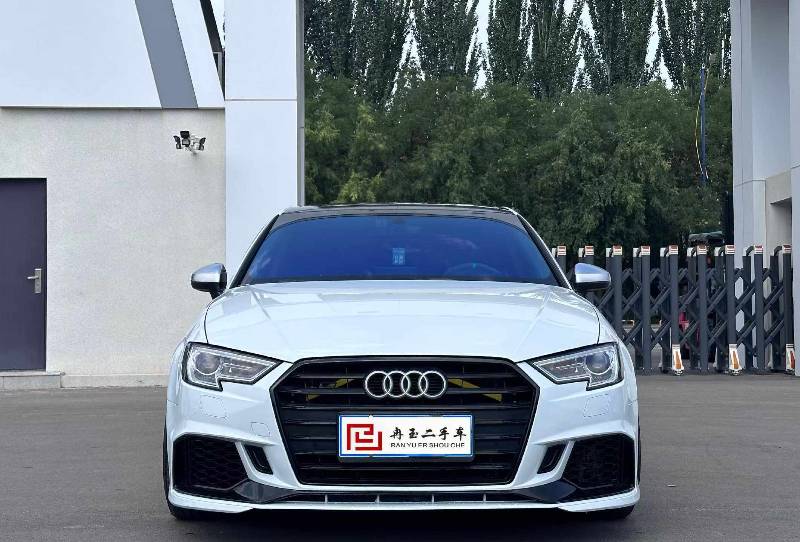Audi A3 2020 car image #2