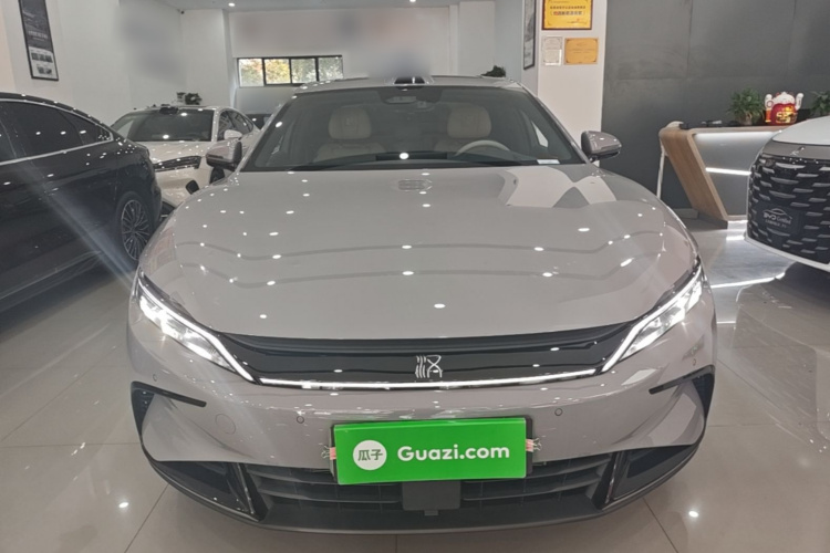 BYD Han 2025 #3 BYD Han 2025 изображение автомобиля #3