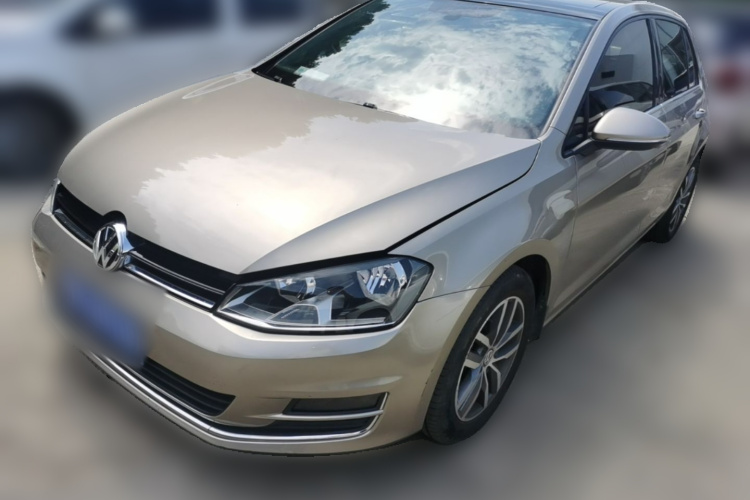 Volkswagen Golf 2016 car image #2