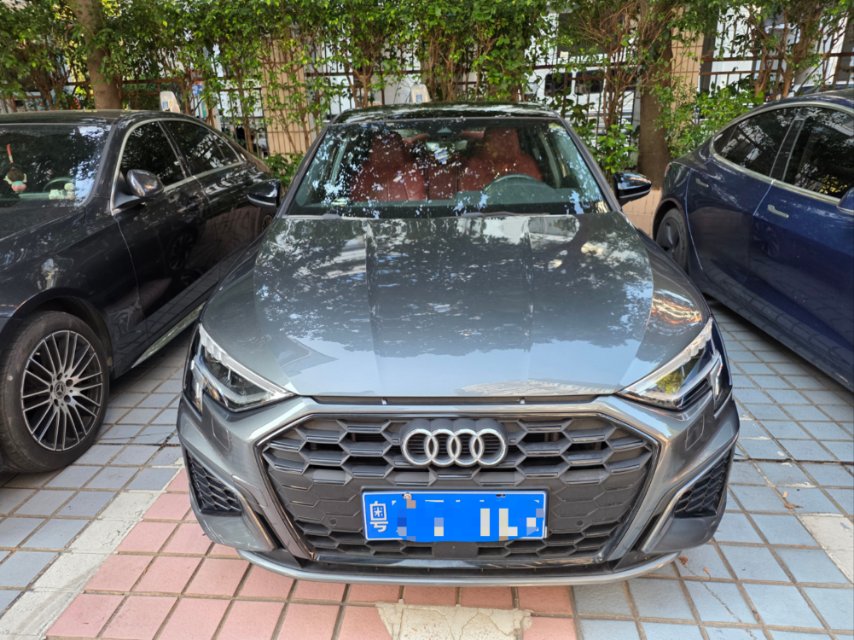2023 #2 2023 immagine di auto #2