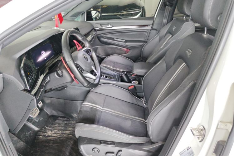 Volkswagen Golf 2022 car image #15
