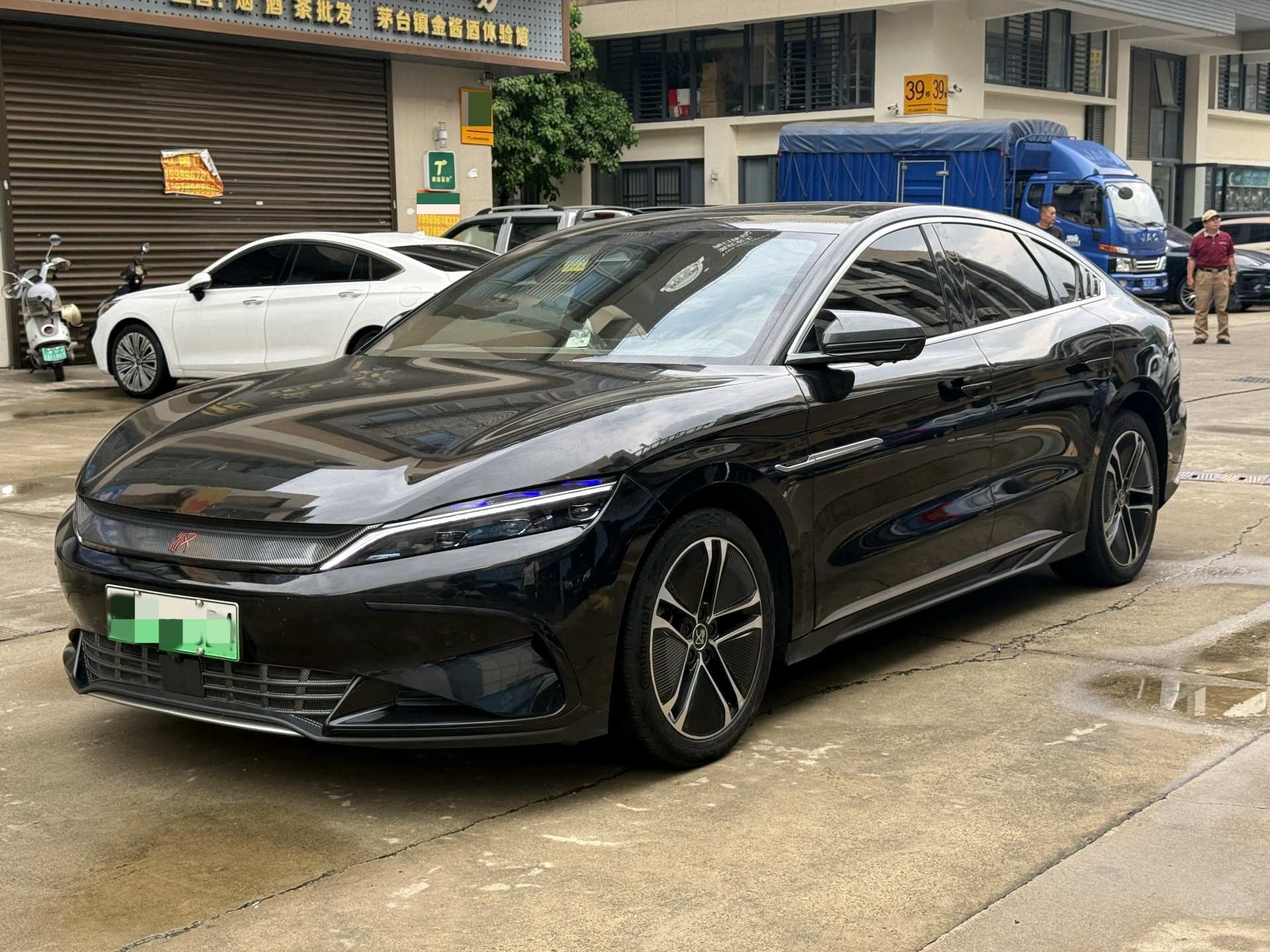 BYD Han 2023 car image 