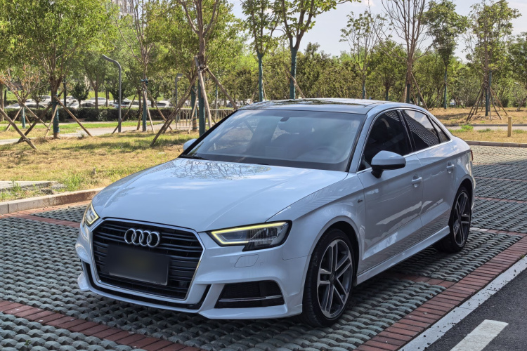 Audi A3 2018 #2 Audi A3 2018 car image #2