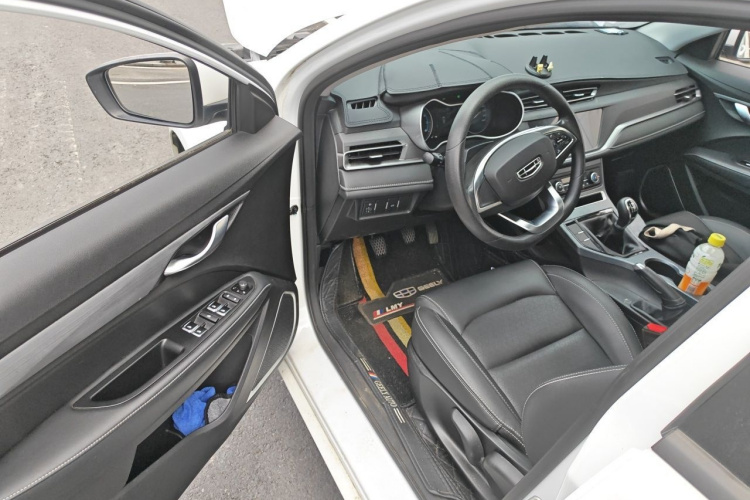 GEELY Emgrand 2020 car image #9