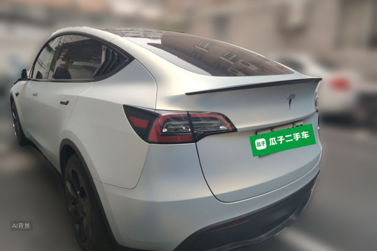 Tesla Model Y 2022 #5 Tesla Model Y 2022 car image #5