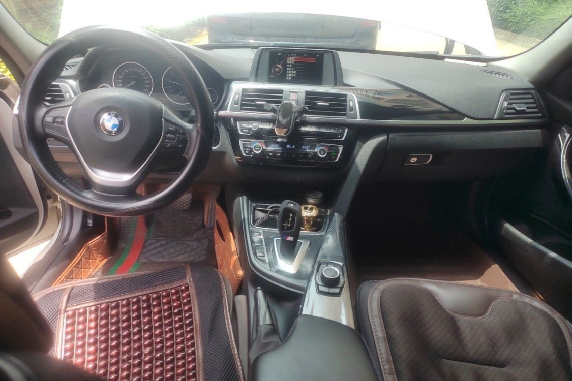BMW 3 Series 2016 car image #23