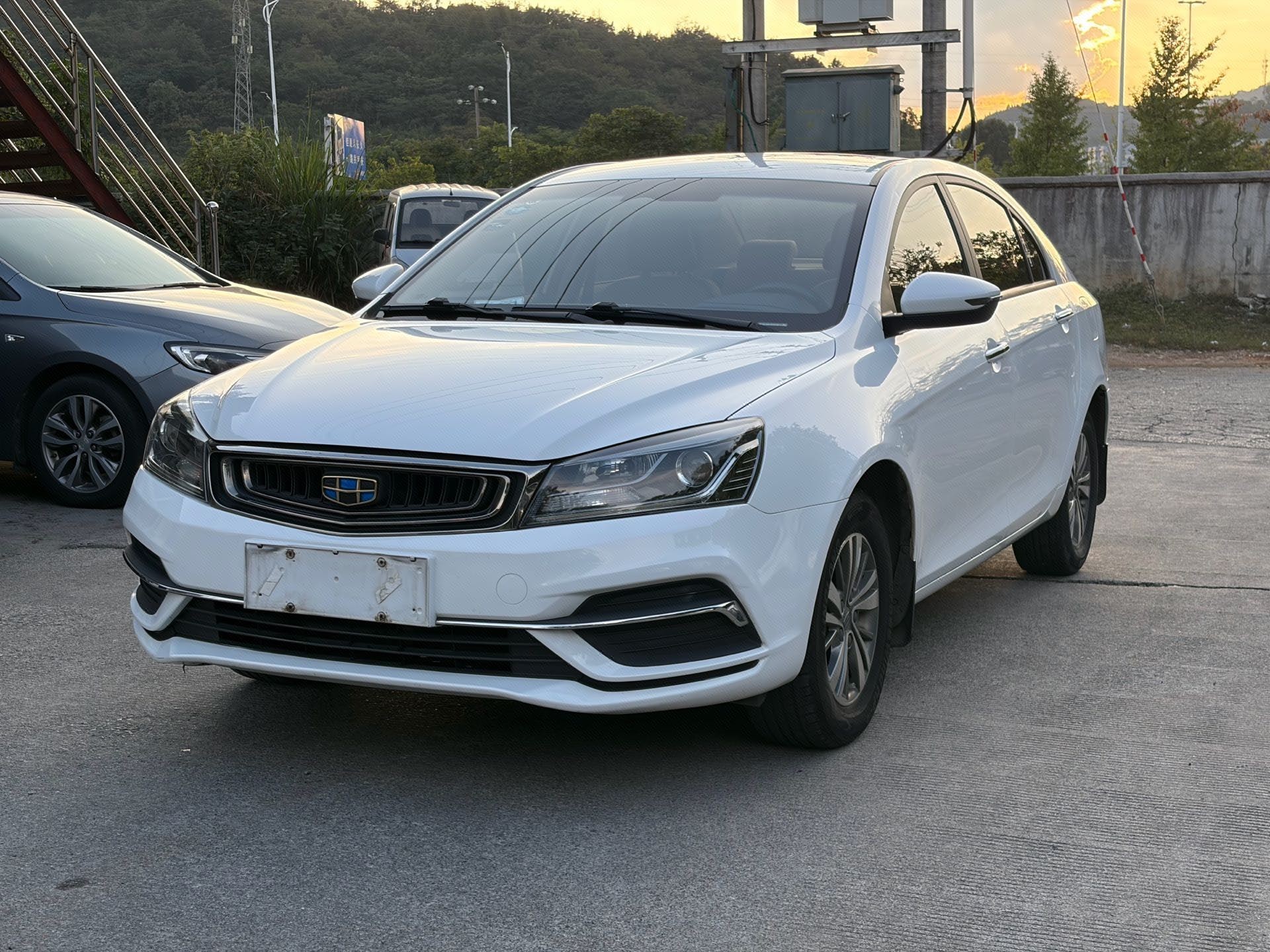 GEELY Emgrand 2018 GEELY Emgrand 2018 car image