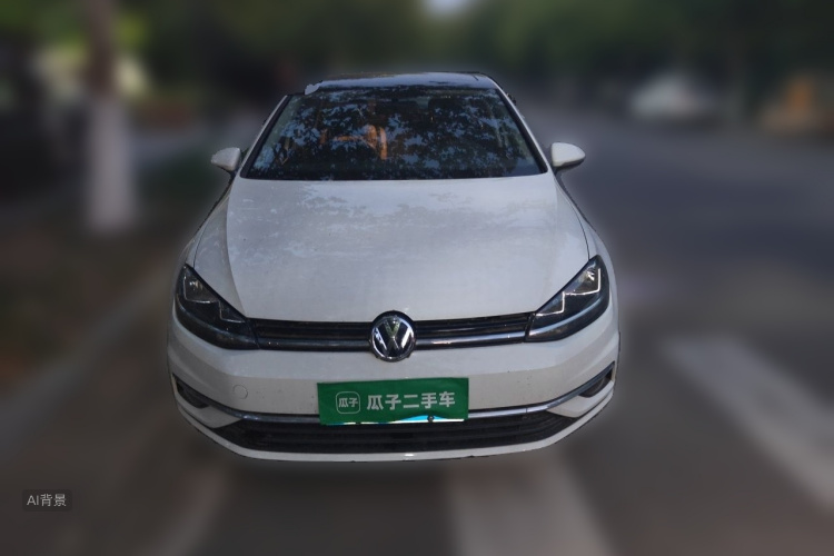 Volkswagen Golf 2020 car image #3